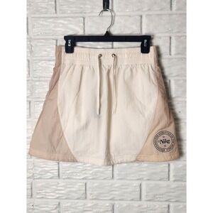 NWT Nike Athletic skirt Women's size Small Standard Fit Elastic waist Drawstring